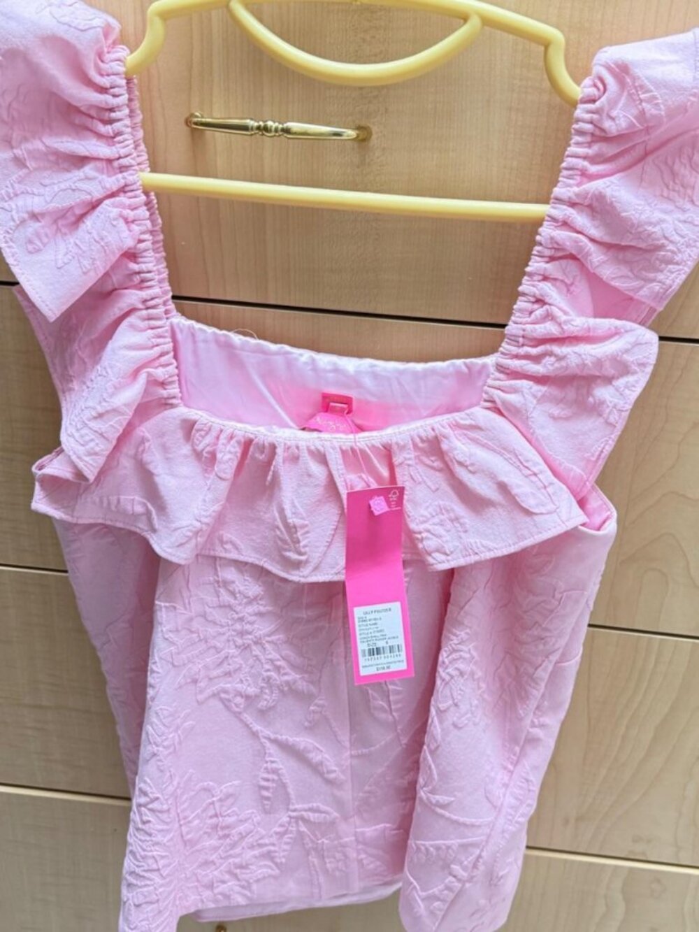 Lilly Pulitzer Zoya Ruffle Top Caliente Pucker Jacquard Conch Shell Pink Size 6 - Picture 2 of 6